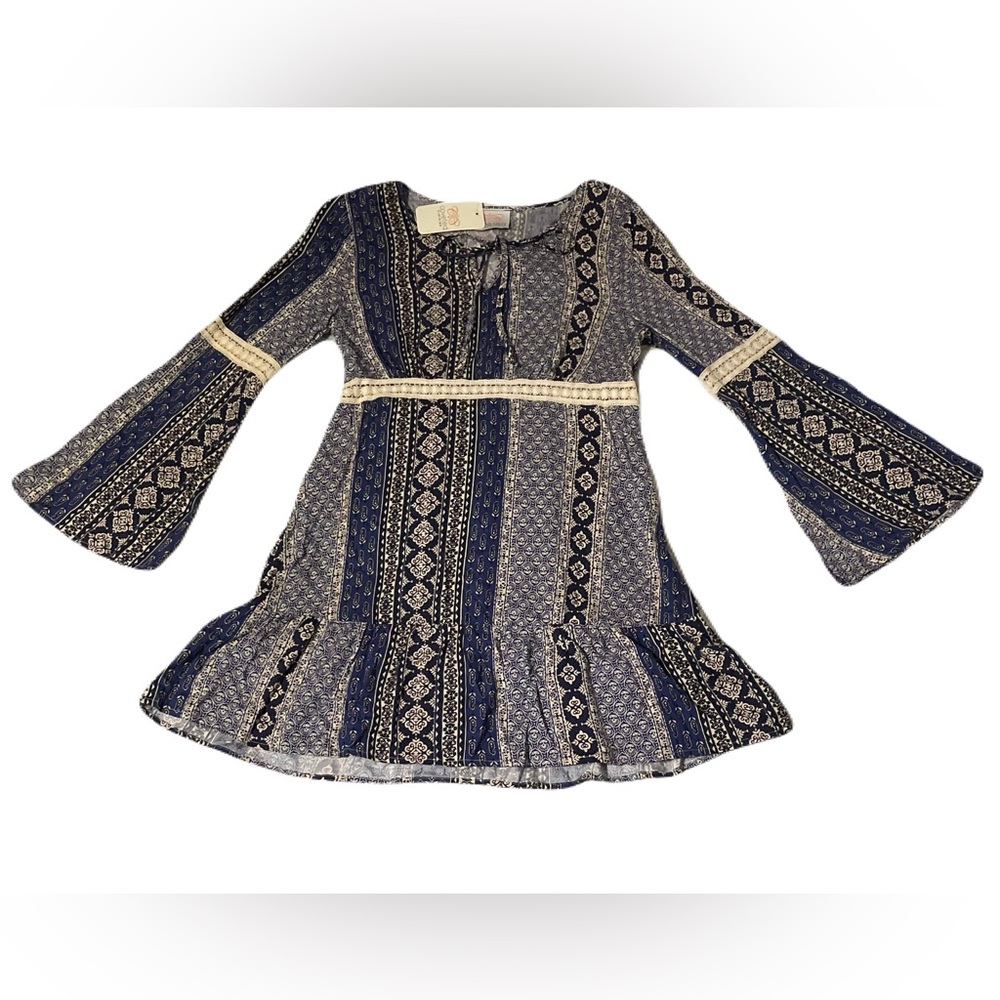 Women’s Size Small Bell Sleeves Tunic